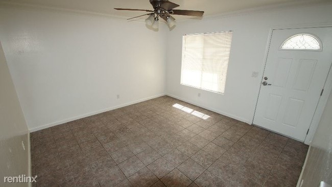 Building Photo - 2 br, 1 bath Apartment - 4206 Orrick Ct