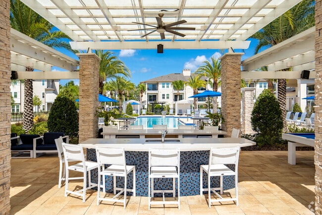 Grill/Outdoor Area - Oasis at Shingle Creek