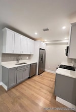 Building Photo - 230 Tremont St