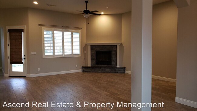 Building Photo - 4 br, 3 bath House - 10804 Petty Ct.