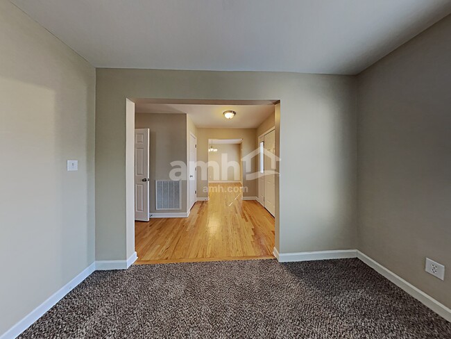 Building Photo - 809 Old Ash Court