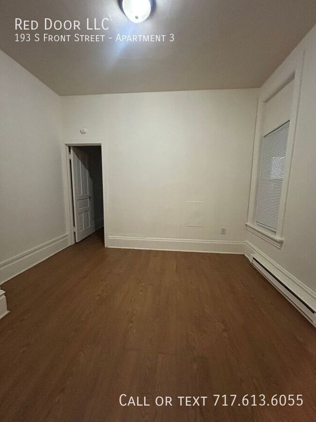 Building Photo - 193 S Front St