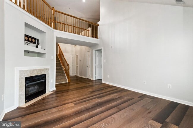 Foto del edificio - 15613 Everglade Ln
