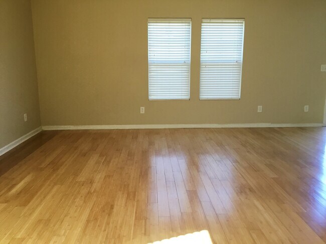 Building Photo - 1001 Collington Drive