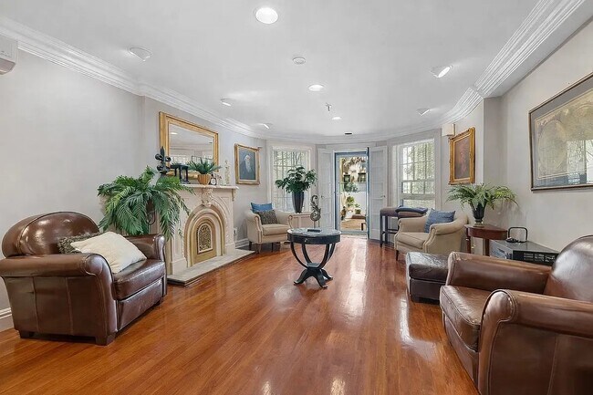 Foto del edificio - 163 E 71st St