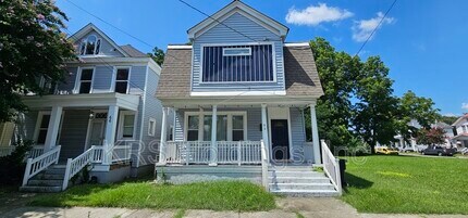 Building Photo - 62 Elm Ave