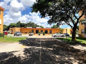 Building Photo - 4314 NW 9th Ave