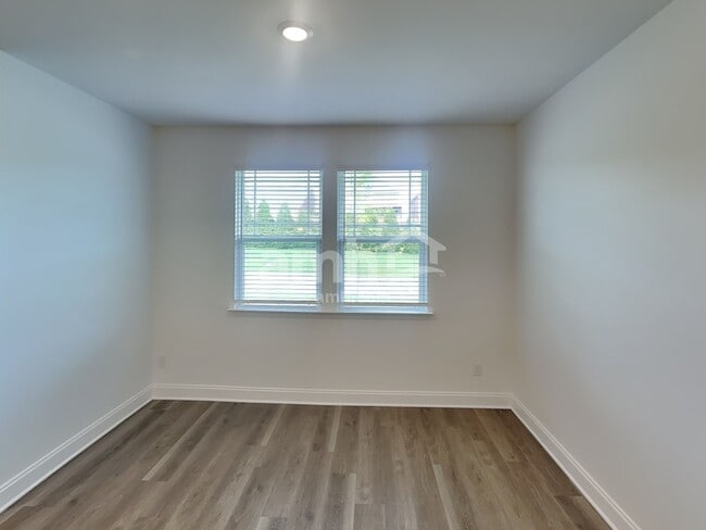 Building Photo - 208 Argea Dr