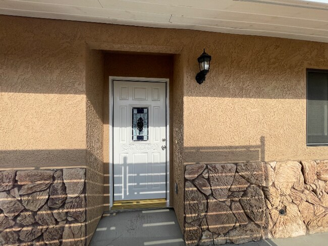 Foto del edificio - 8560 Oakwood Ave