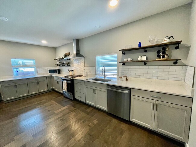 Foto del edificio - 1520 Spann Ave