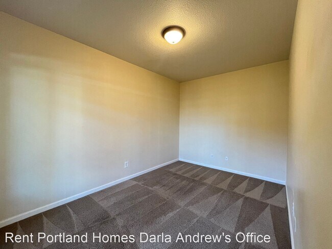 Foto del edificio - 2 br, 2.5 bath House - 17116 SW Whitley Way