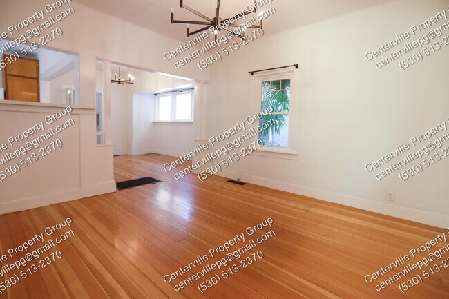 Foto del edificio - 478 E 5th St