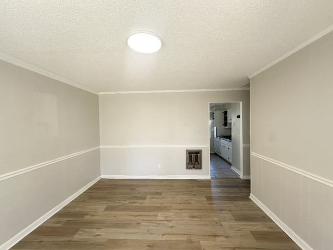 Living Room - 2952 Lynnwood Cir SW