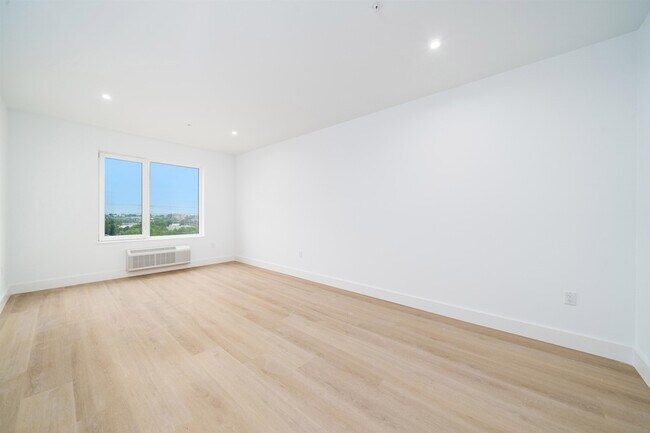 Foto del edificio - 3309 Liberty Ave