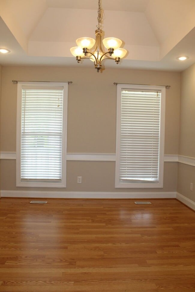 Building Photo - 500 Johnson Branch Rd