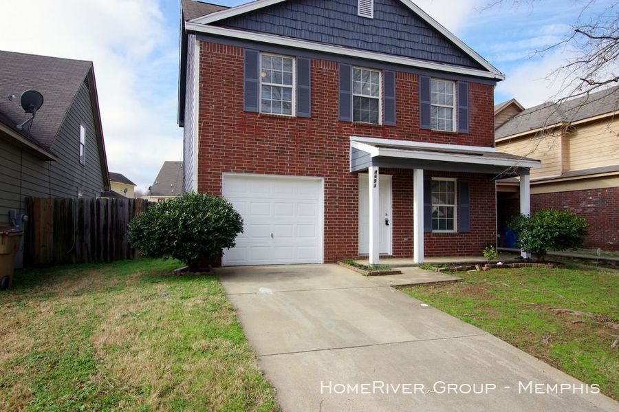 Foto principal - 4693 Waterfront Oak Dr