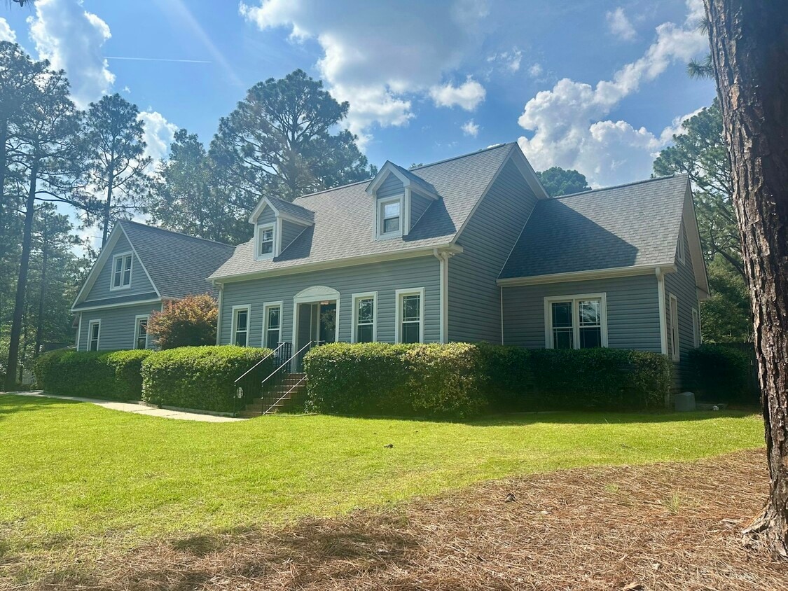 Primary Photo - 209 Lazar Ln