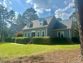 Building Photo - 209 Lazar Ln