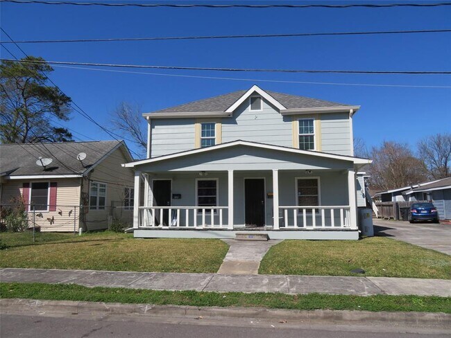 Building Photo - 5611 Lawson St