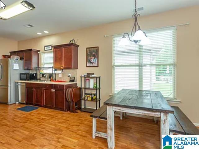 Foto del edificio - 2084 Shamrock Ln