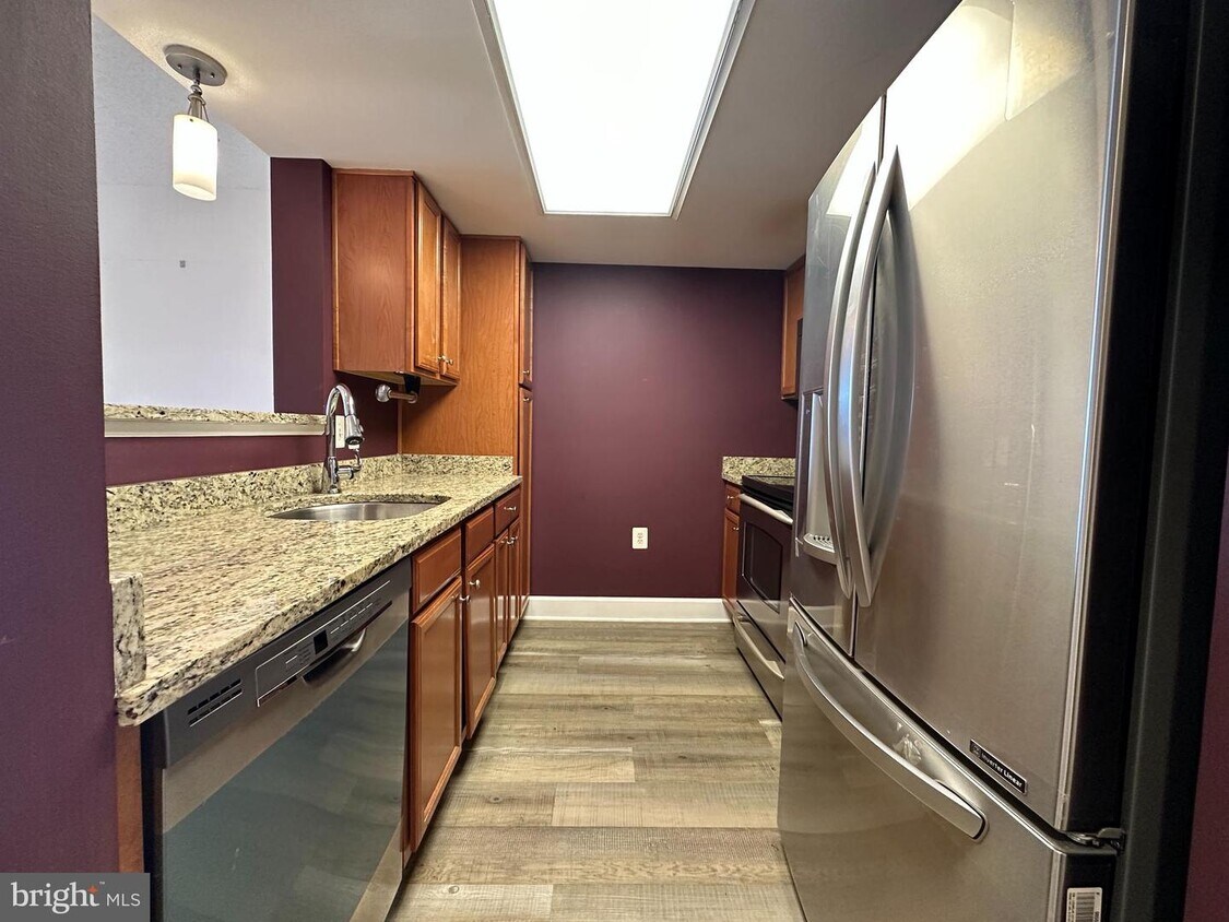 11800 Sunset Hills Rd Unit 716, Reston, VA 20190 Room for Rent in