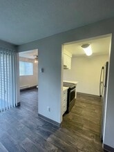 Building Photo - Sunpointe