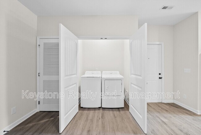 Foto del edificio - 15 D-112 Millswood Drive