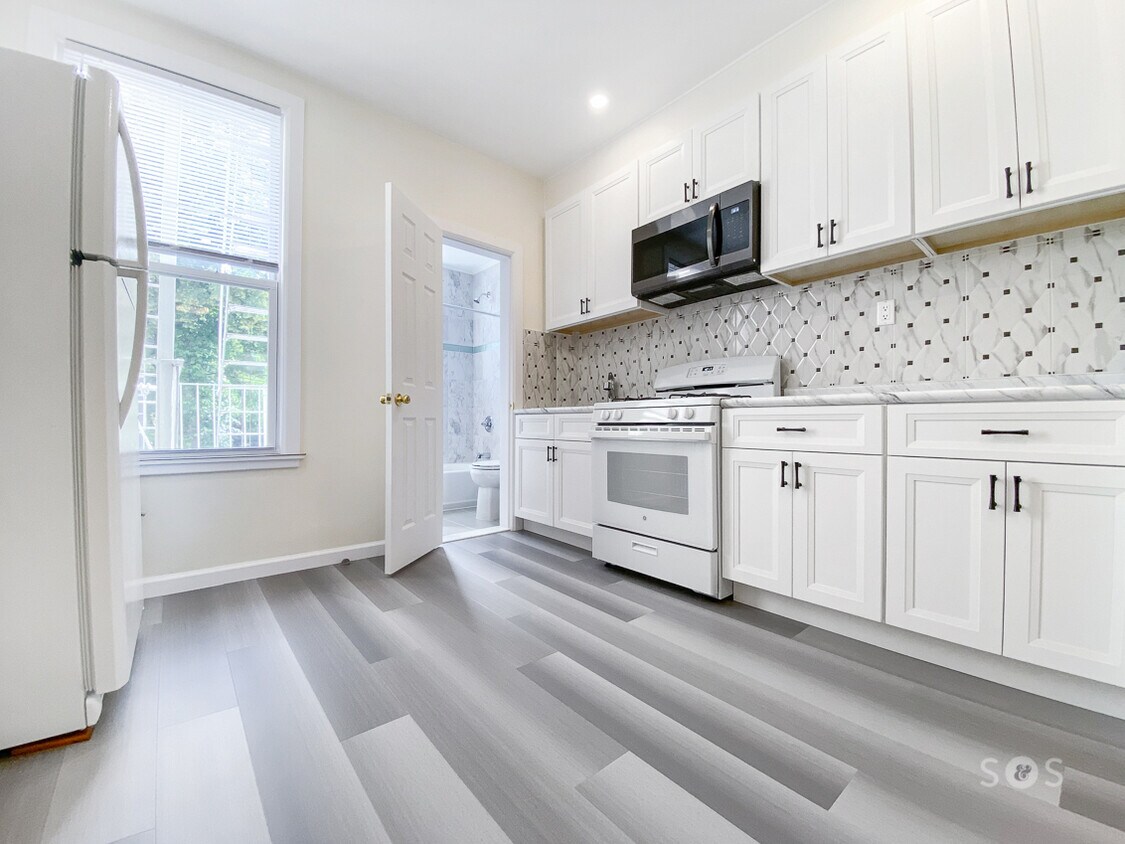 114 Newel St Unit 2L, Brooklyn, NY 11222 Apartment for Rent in