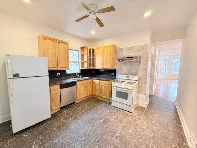 Foto del edificio - 4307 W Kamerling Ave