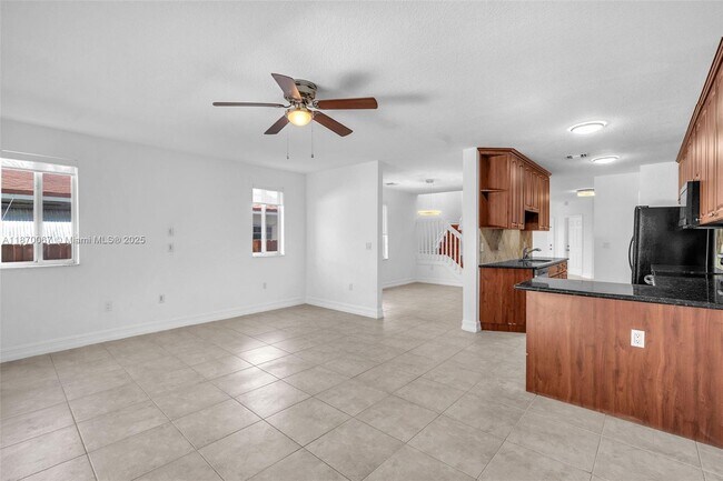 Foto del edificio - 2621 SW 18th St