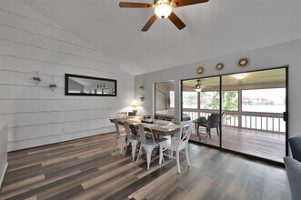 Building Photo - 124 April Point Dr N