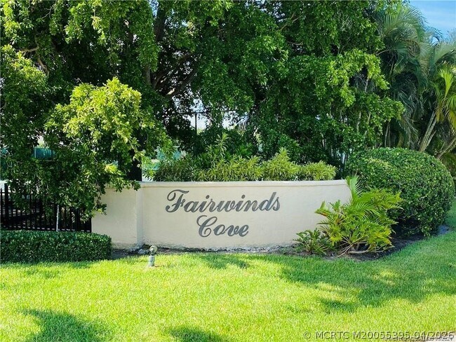 Foto del edificio - 3432 NE Causeway Blvd