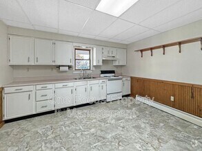Building Photo - 663 Bellefonte Ave