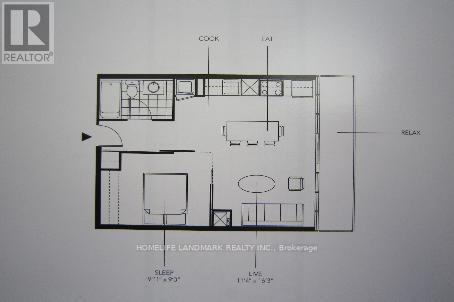Building Photo - 33 Charles St E