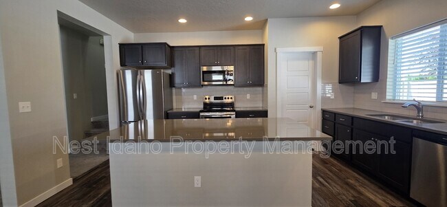 Foto del edificio - 3313 S Daybreak Ave