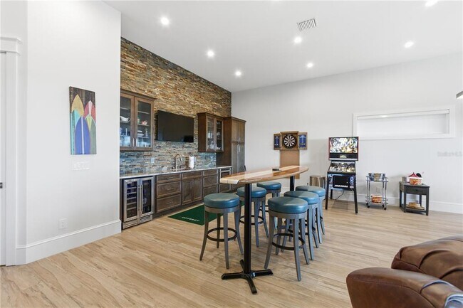 Foto del edificio - 340 Ocean Crest Dr