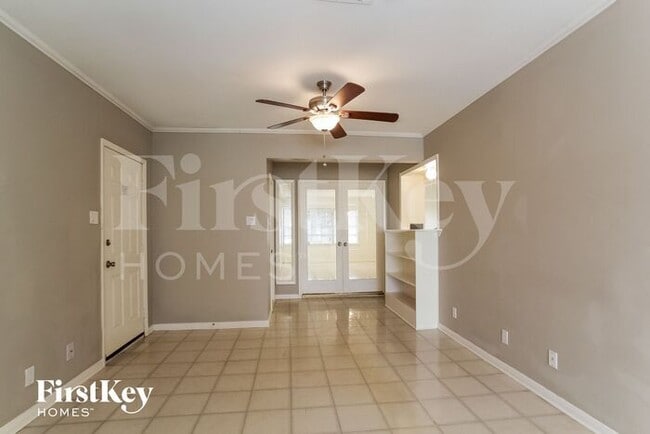 Building Photo - 5506 Berry Creek Dr