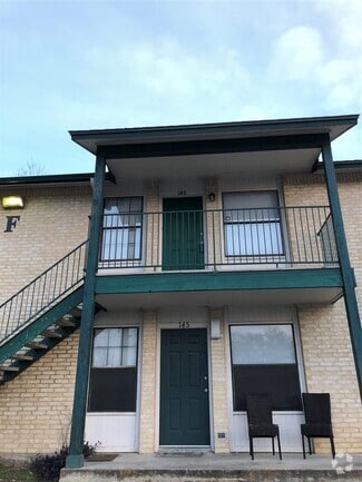 Building Photo - 1624 Aquarena Springs Dr