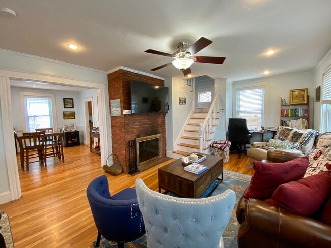 Building Photo - 482 Beale St