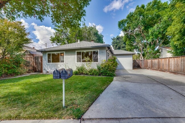 Photo - Wonderful 3 bedroom , 2 bath home in Mount...