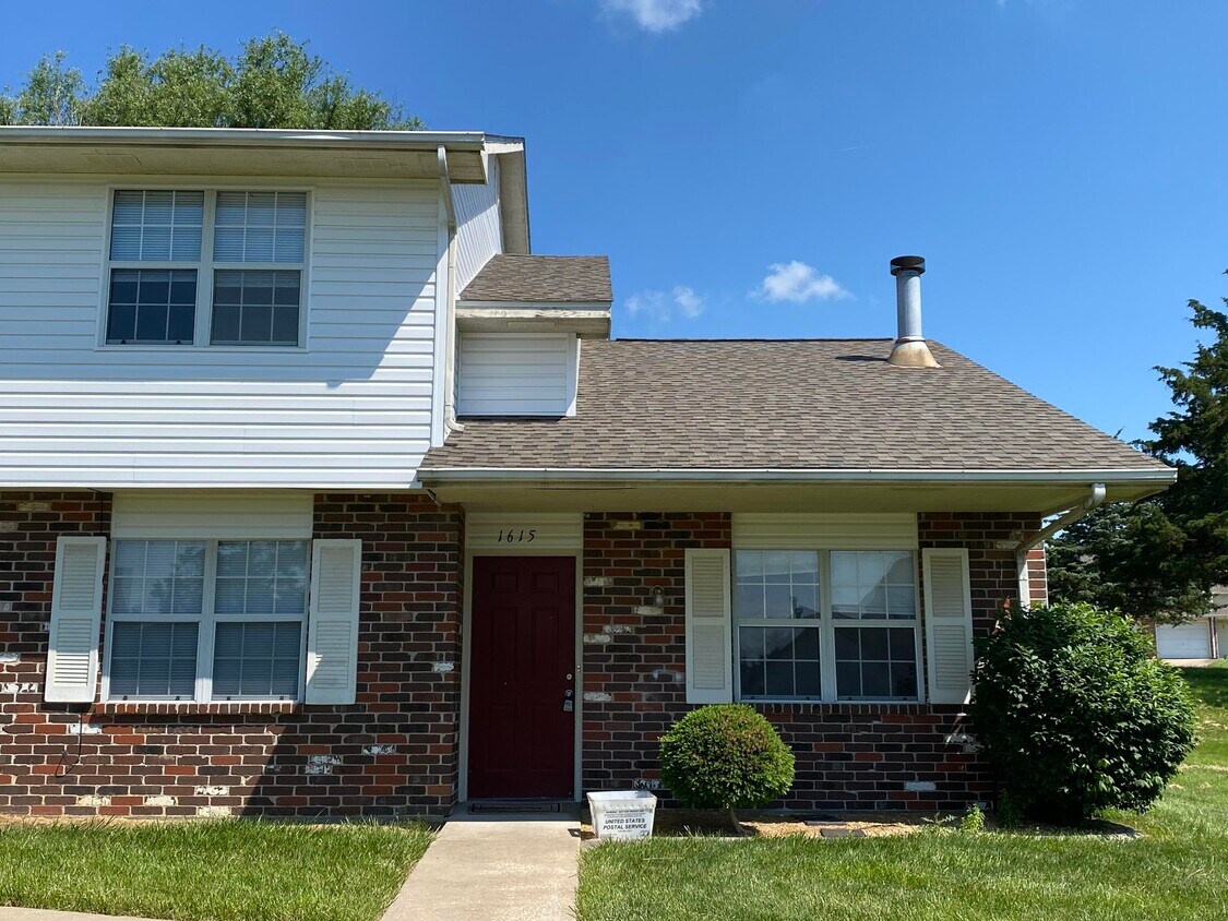 1615 Telluride Ln, Columbia, MO 65201 Condo for Rent in Columbia, MO