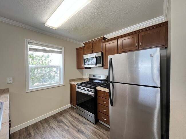 Foto del edificio - Lovely 2 Bed, 1 Bath Condo in Bethany - Be...