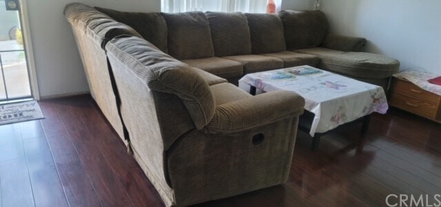 Foto del edificio - 6300 Vonnie Ct