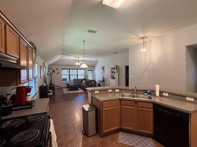 Foto del edificio - 9120 Bedford Ln