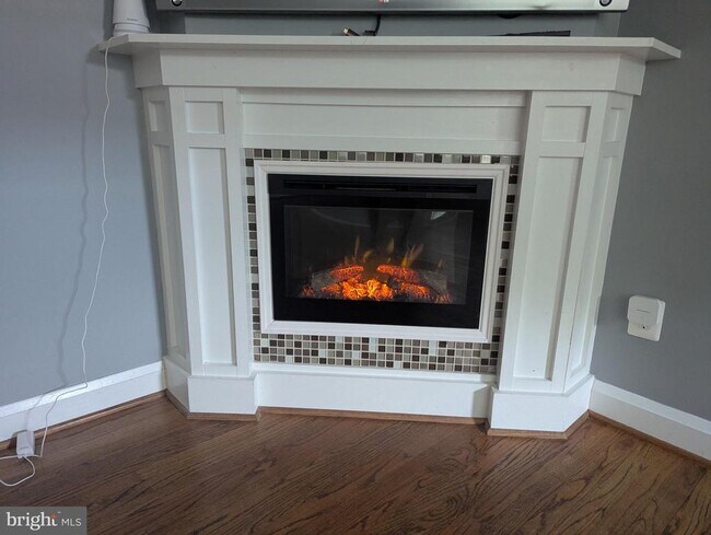 Foto del edificio - 1543 Cottage Ln