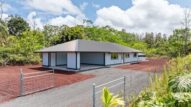 Building Photo - 16-2154-2154 Coral Dr