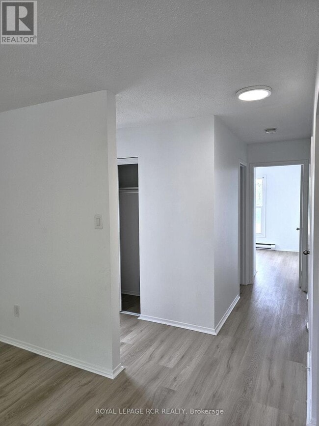 Building Photo - 2-212 Orchard Heights Blvd