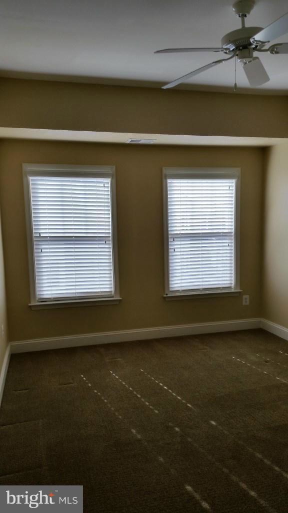 Building Photo - 815 Freeland Ct