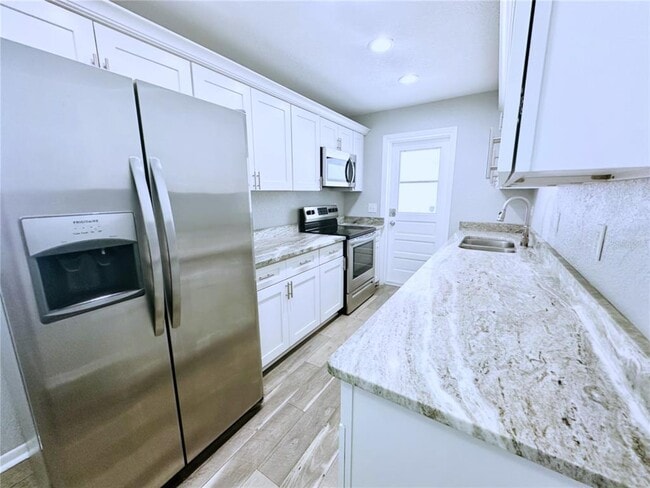 Foto del edificio - 2878 26th Ave N