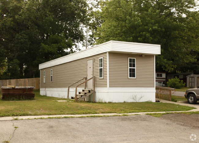 Building Photo - Sun Valley Mobile Home Estates